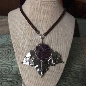 Artsy Quartz Necklace !